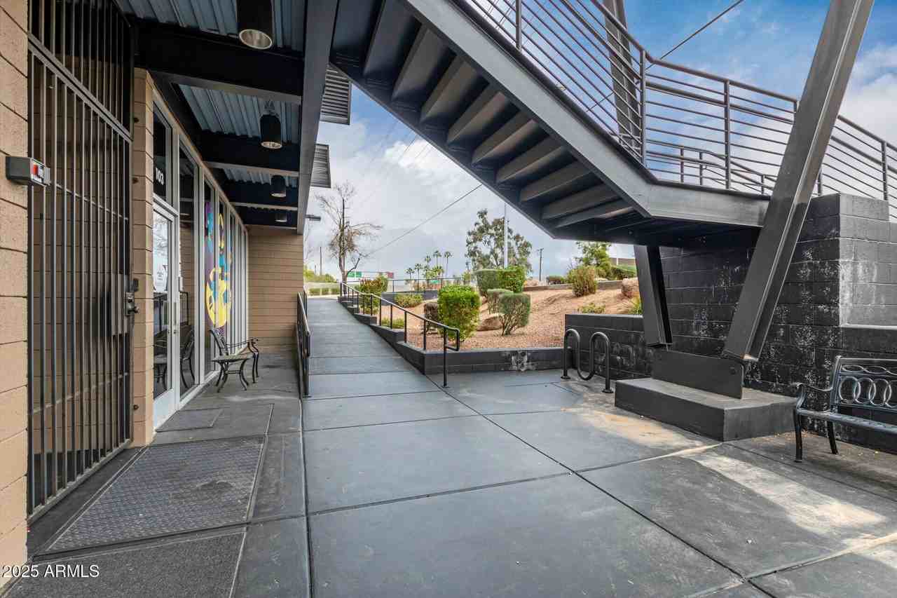 2402 S Rural Rd Unit 101/201 #101-201 - Photo 5 of 13