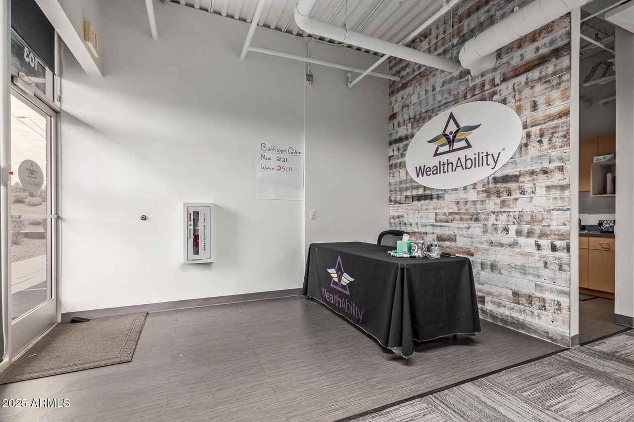 2402 S Rural Rd Unit 101/201 #101-201 - Photo 6 of 13