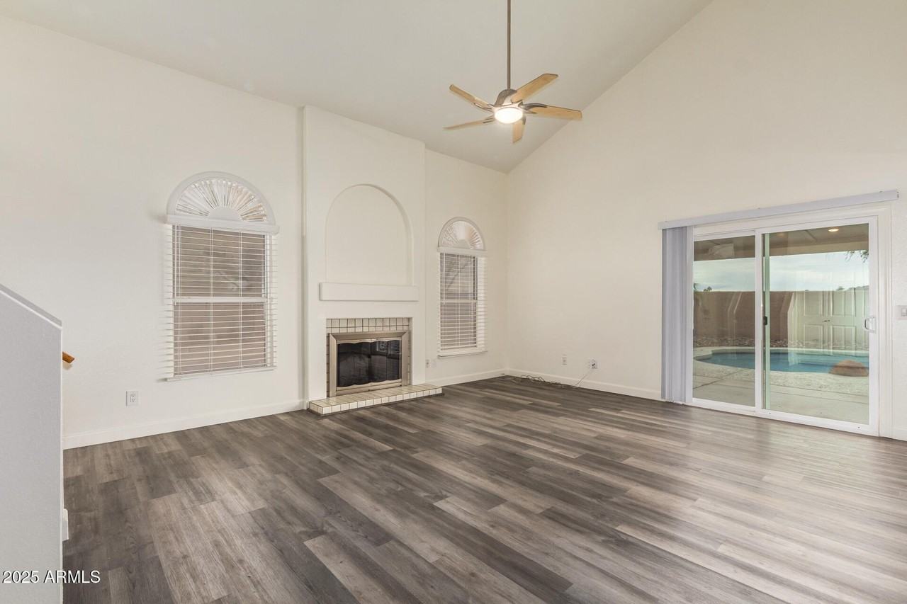 2901 Woodland Drive - Photo 7 of 33