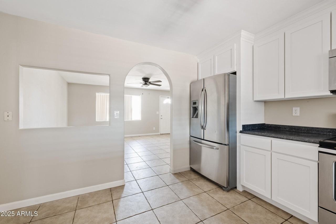 10535 E Boulder Dr - Photo 7 of 24