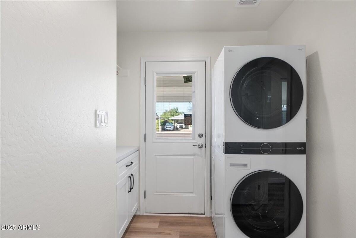 2623 North 74th Place - Photo 4 of 36