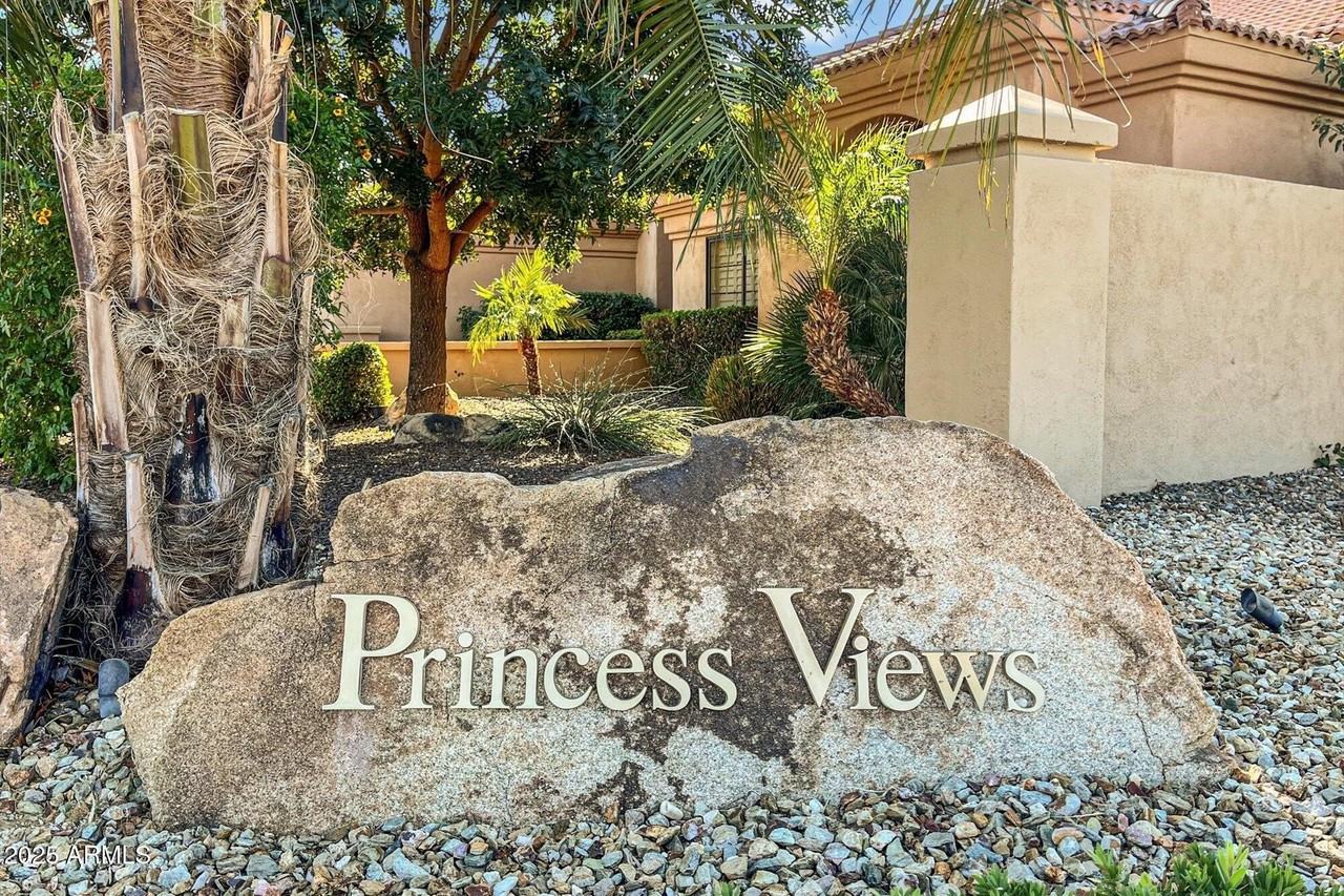 17394 North 77th Street - Photo 5 of 40