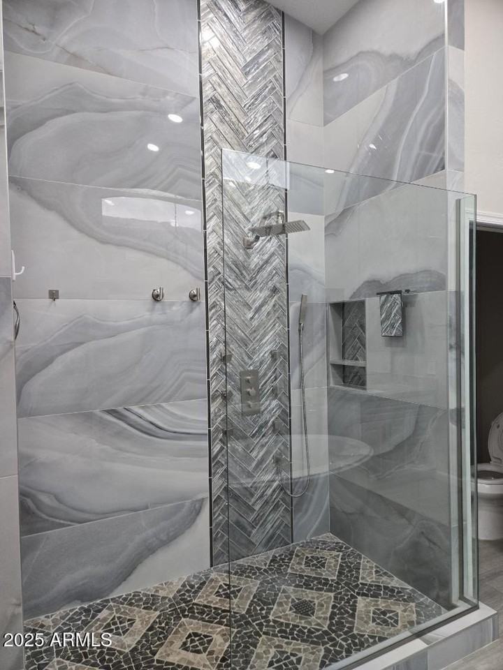 16376 W Roosevelt St - Photo 3 of 21