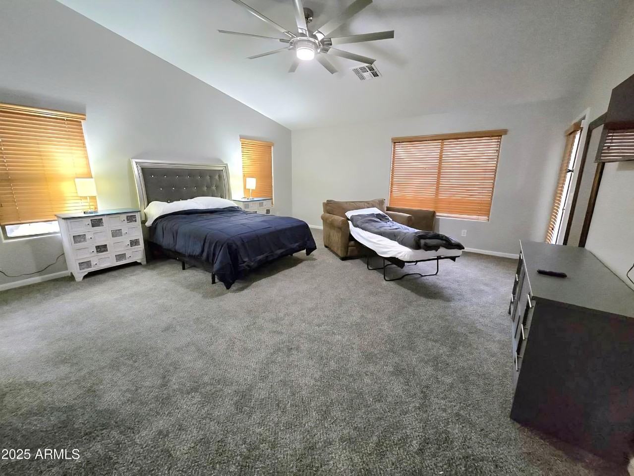 16376 W Roosevelt St - Photo 5 of 21