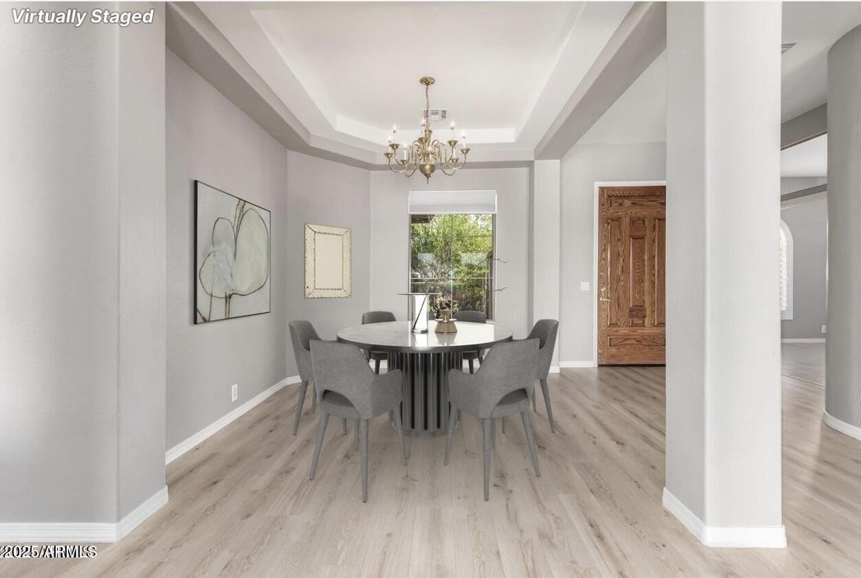 1515 Los Alamos Circle - Photo 3 of 39