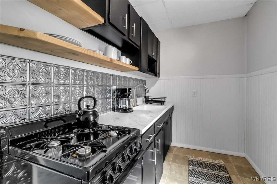 102 Main Street #3 - Photo 5 of 20