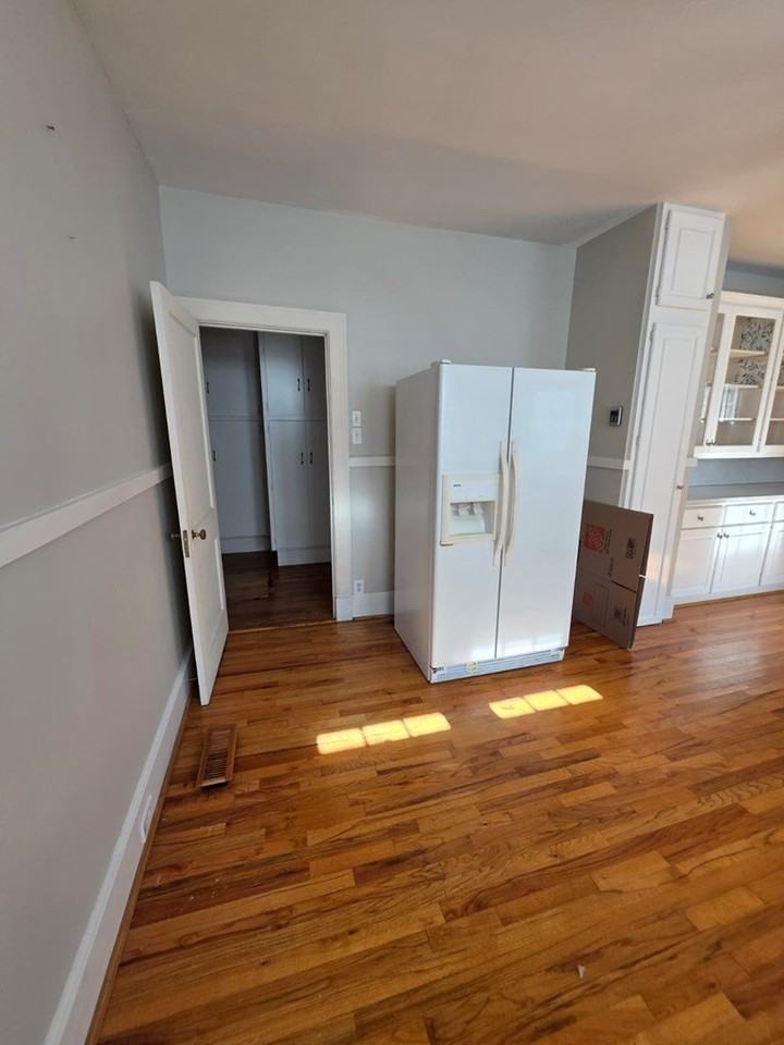 1007 Blandford Avenue - Photo 5 of 21