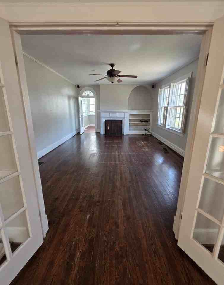 1007 Blandford Avenue - Photo 6 of 21