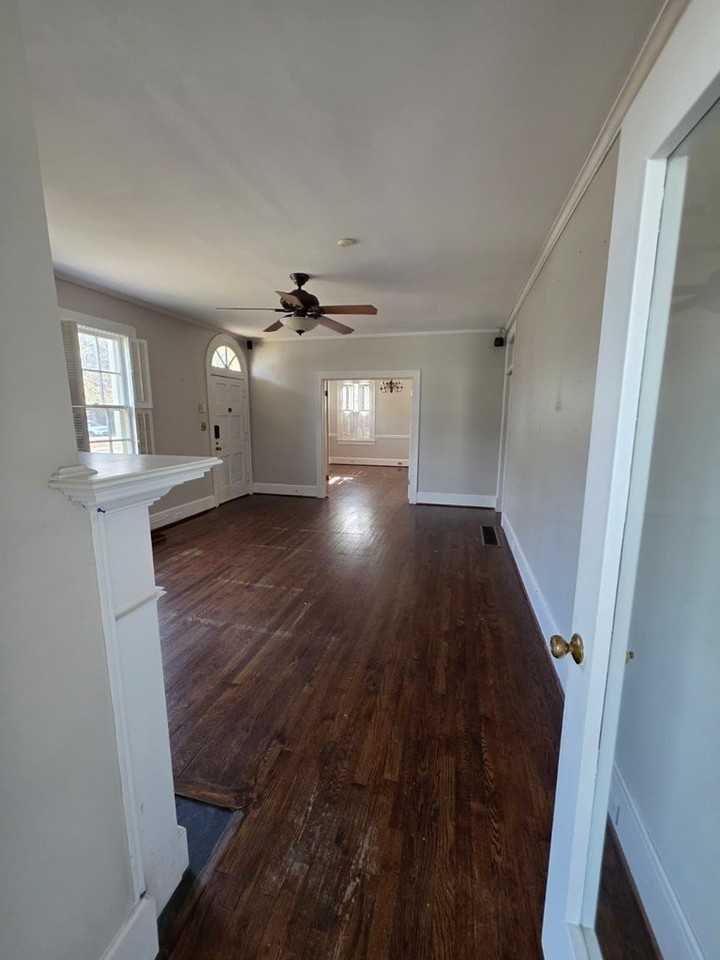 1007 Blandford Avenue - Photo 7 of 21