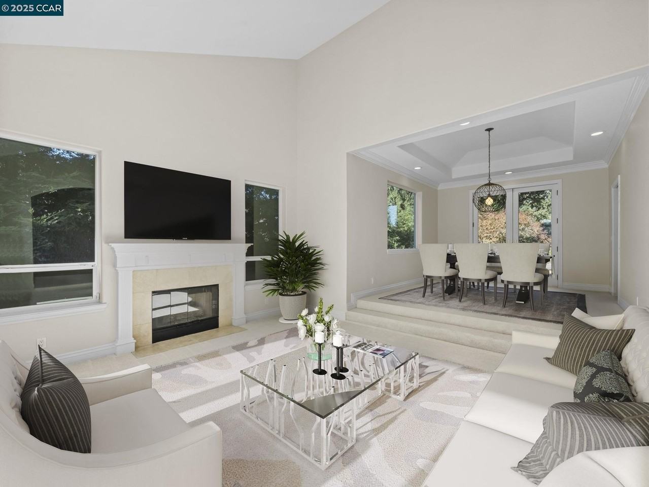 1420 Jackson Way - Photo 3 of 44