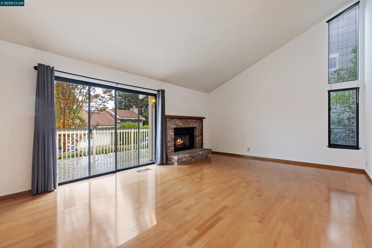 1744 Spyglass Ln - Photo 4 of 26