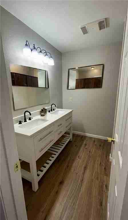 4805 Shadowbend Dr Unit A #A - Photo 7 of 10