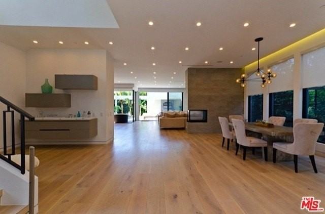 307 South Sycamore Avenue - Photo 5 of 30