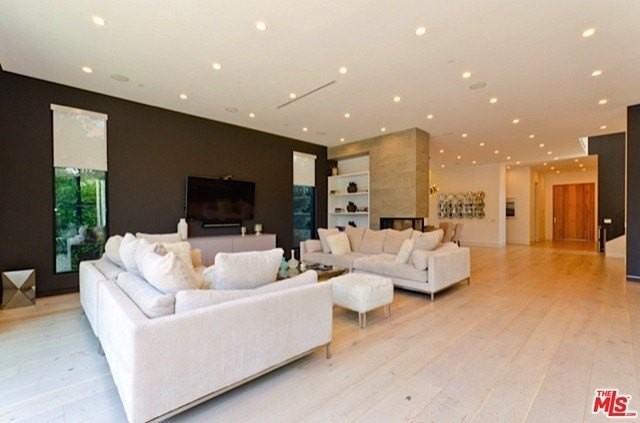 307 South Sycamore Avenue - Photo 7 of 30