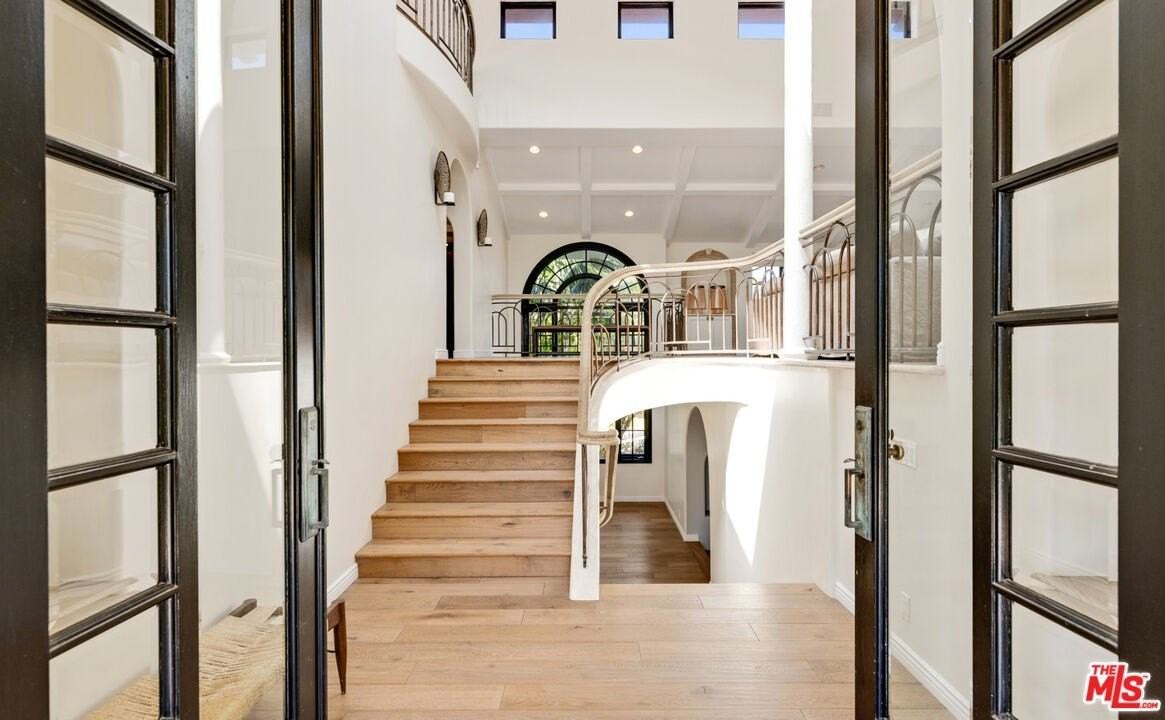 28899 Cliffside Drive - Photo 6 of 50