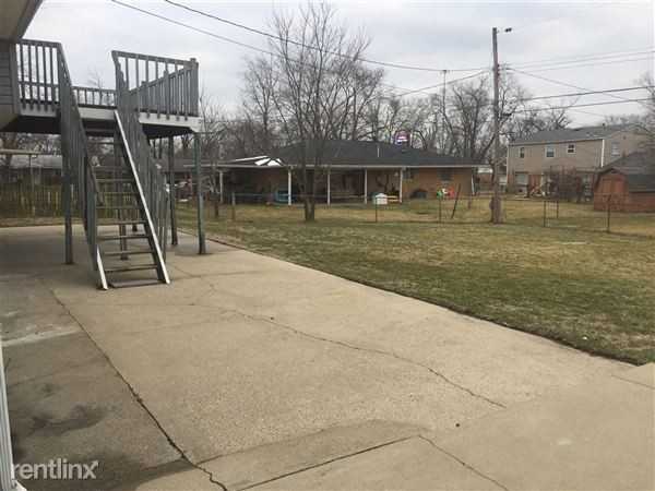 1705 Valdosta Dr - Photo 2 of 15