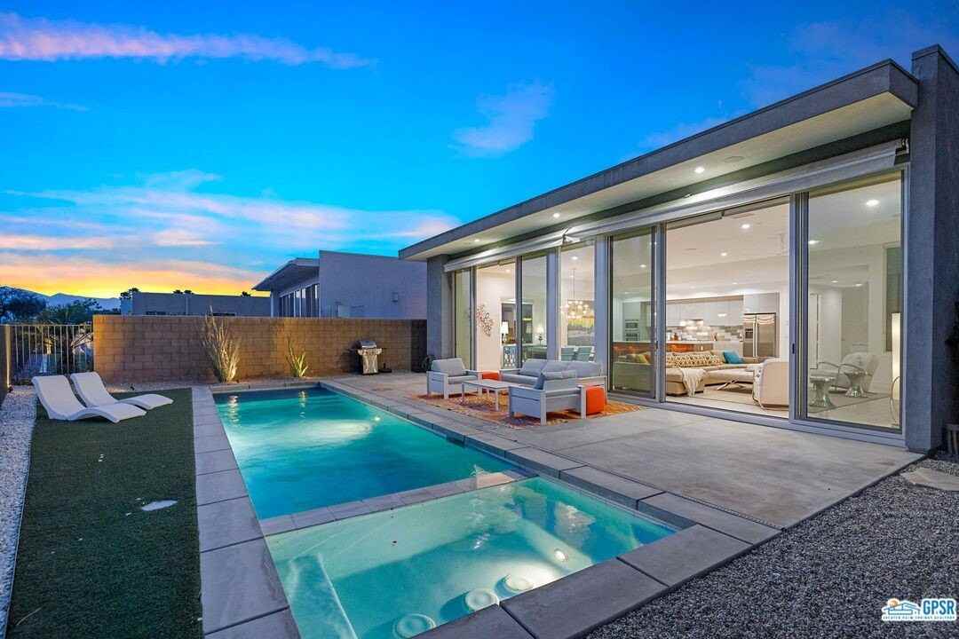 939 Bernardi Lane - Photo 3 of 50