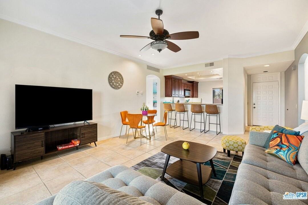 67595 Lagos Way - Photo 2 of 32