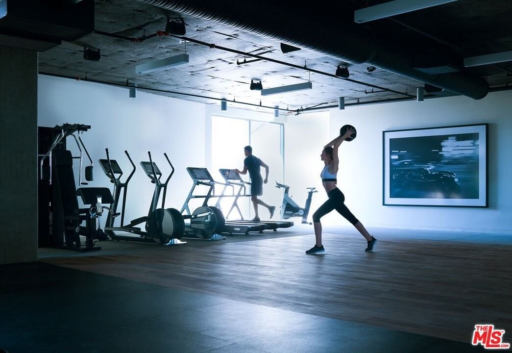 8500 West Sunset Boulevard #E709 - Photo 4 of 11