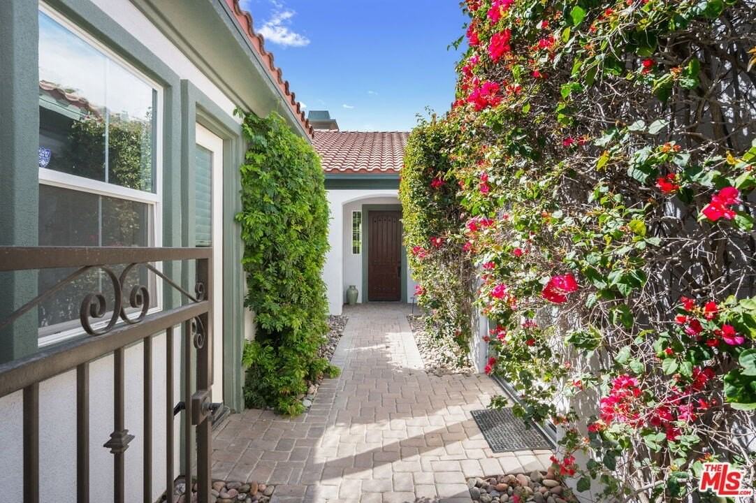 56645 Mountain View - Photo 3 of 50