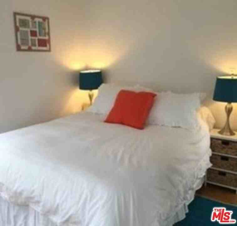 57 Dudley Avenue - Photo 4 of 12