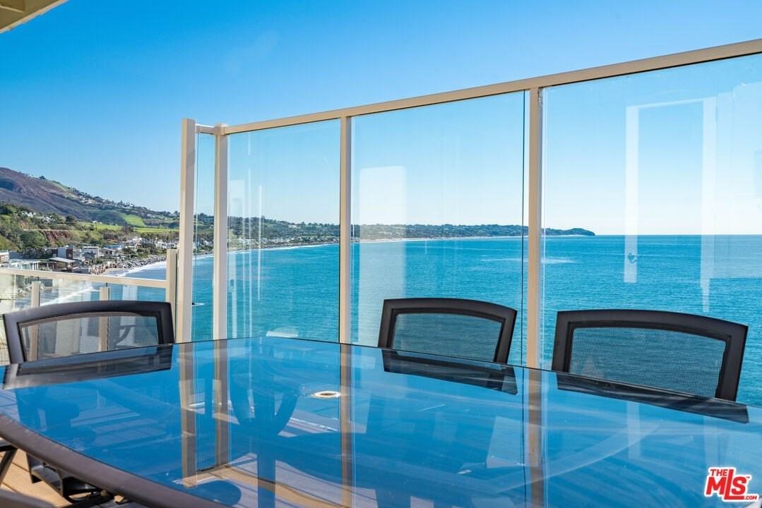 31532 Victoria Point Road - Photo 4 of 36