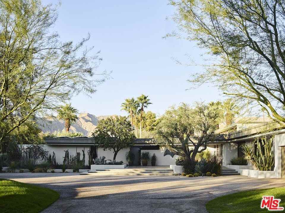 40471 Sand Dune Road - Photo 2 of 42