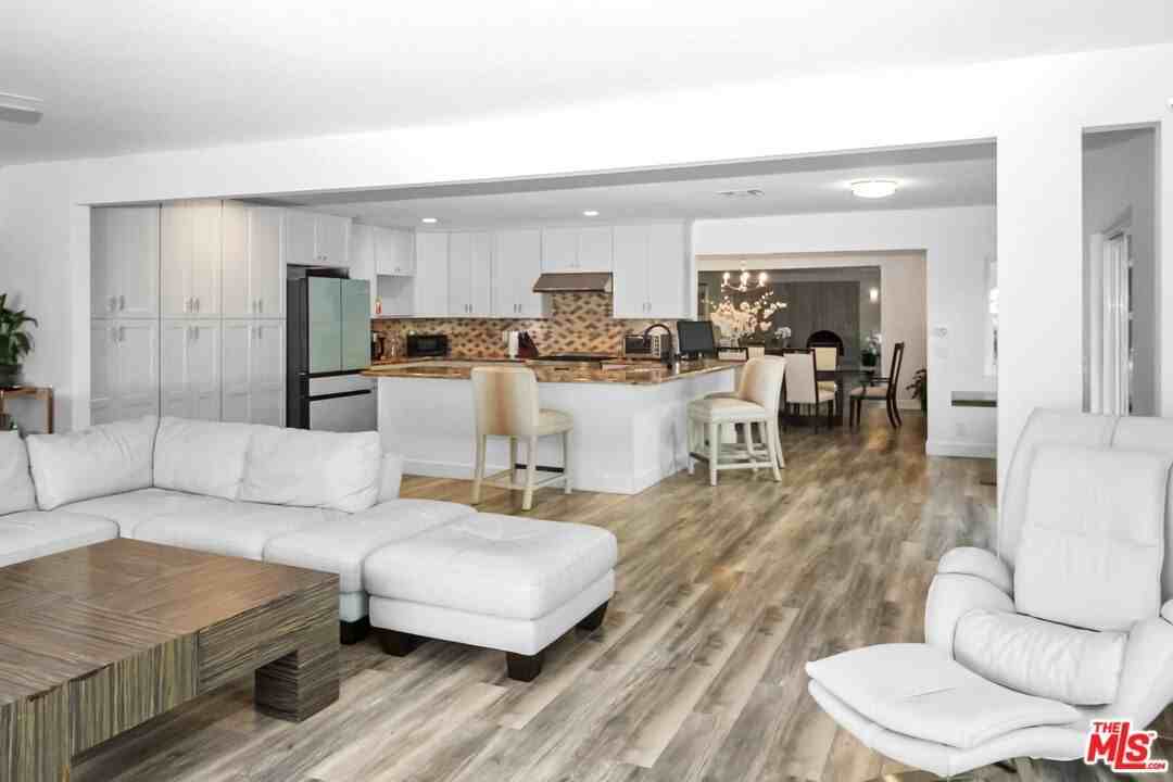 49340 Sunrose Lane - Photo 6 of 50