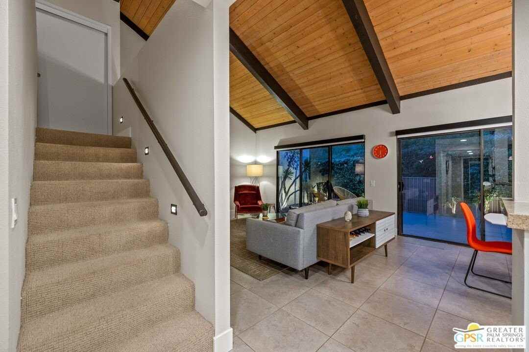 70100 Mirage Cove Drive #10 - Photo 6 of 50