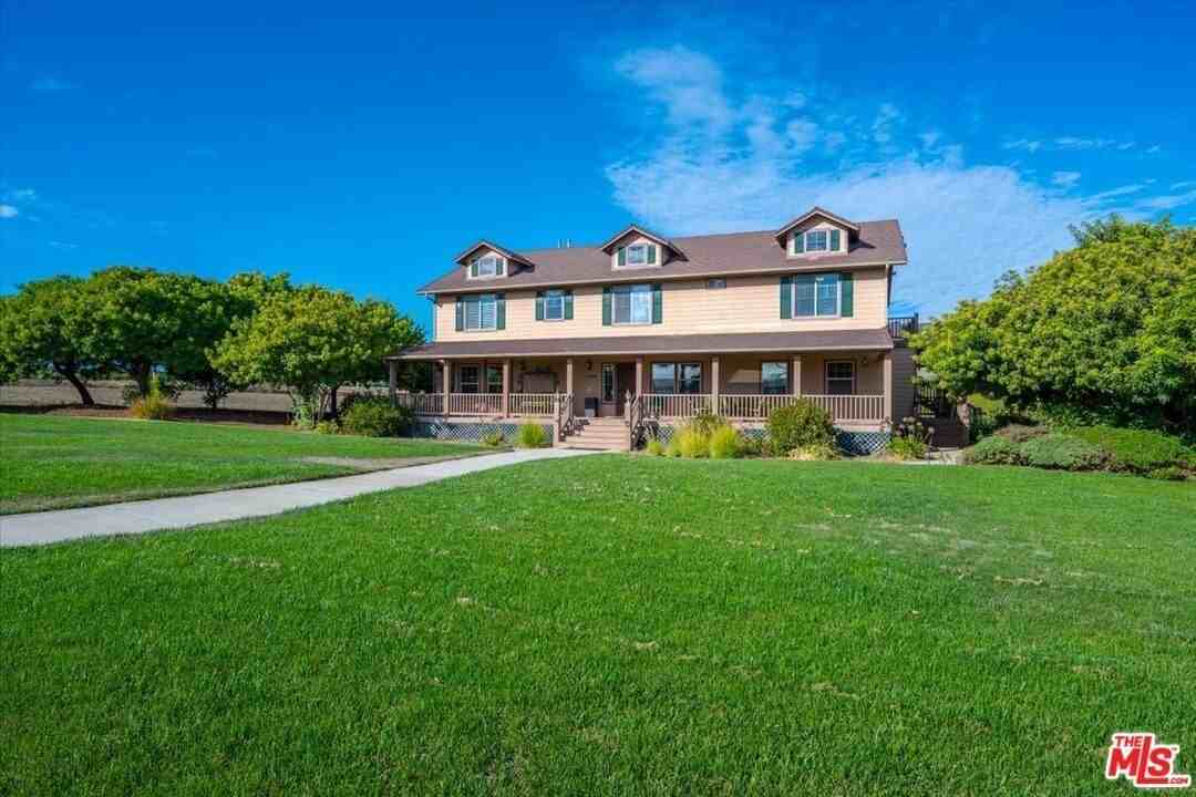 230 Hans Place - Photo 5 of 50