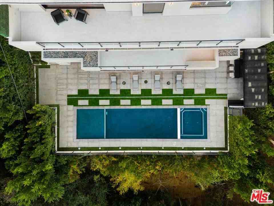 2358 Kimridge Road - Photo 2 of 43