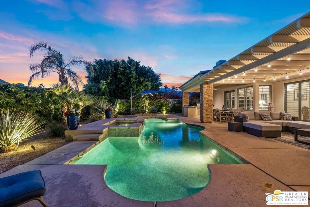 51 Killian Way - Photo 2 of 50