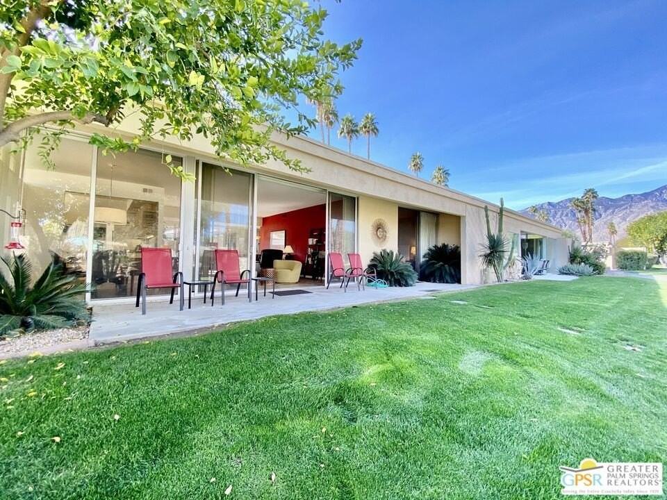 272 Desert Lakes Dr - Photo 6 of 27