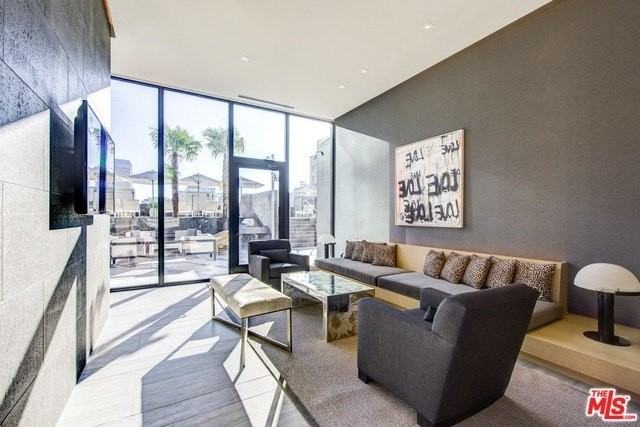 801 South Olive Street #PH4 - Photo 6 of 49