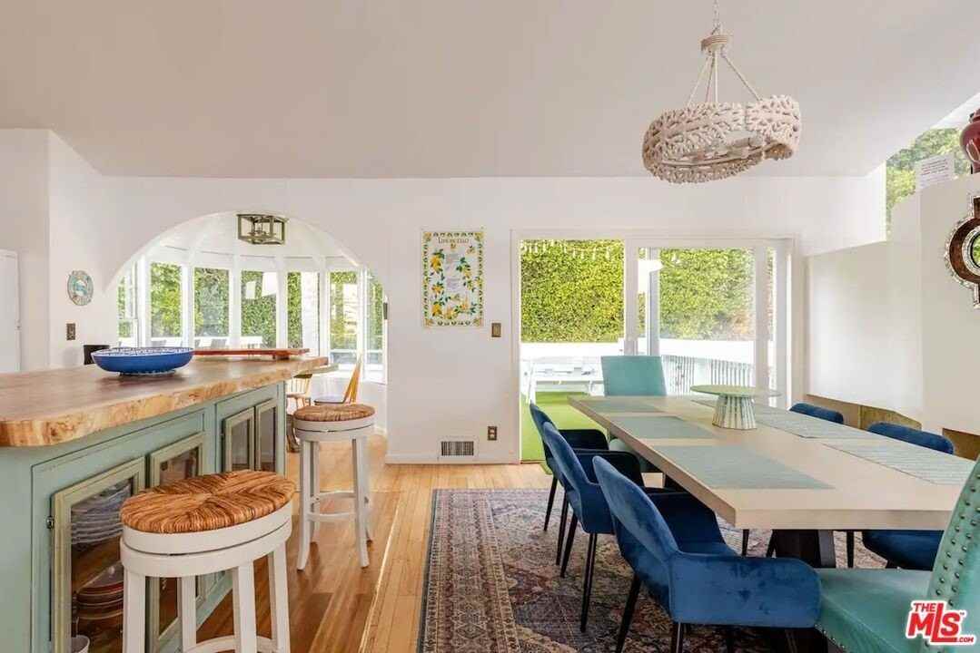 21625 Pacific Coast Highway - Photo 3 of 20