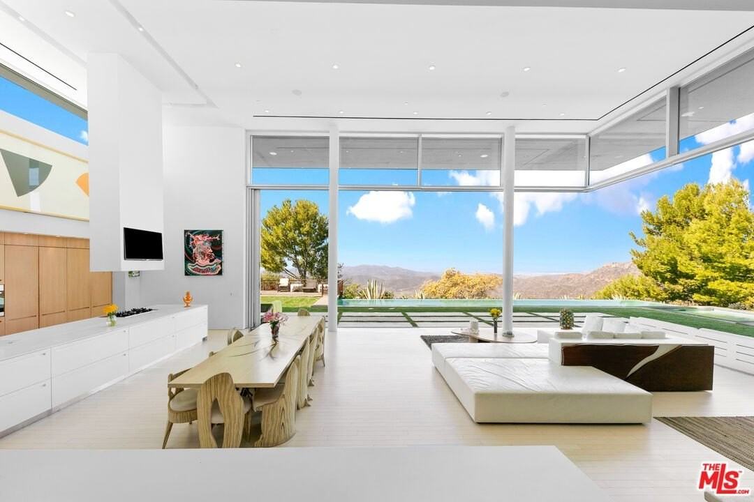 9200 Cotharin Road - Photo 2 of 50