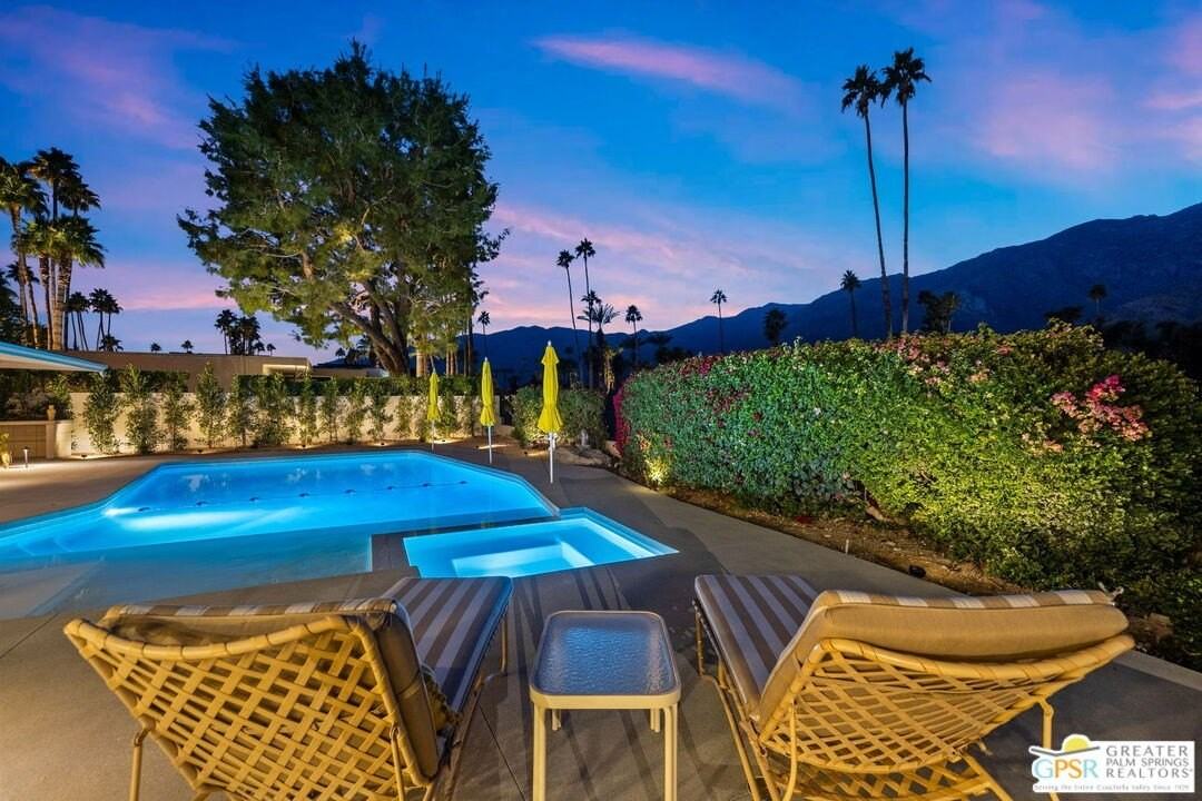 2367 Yosemite Drive - Photo 2 of 50