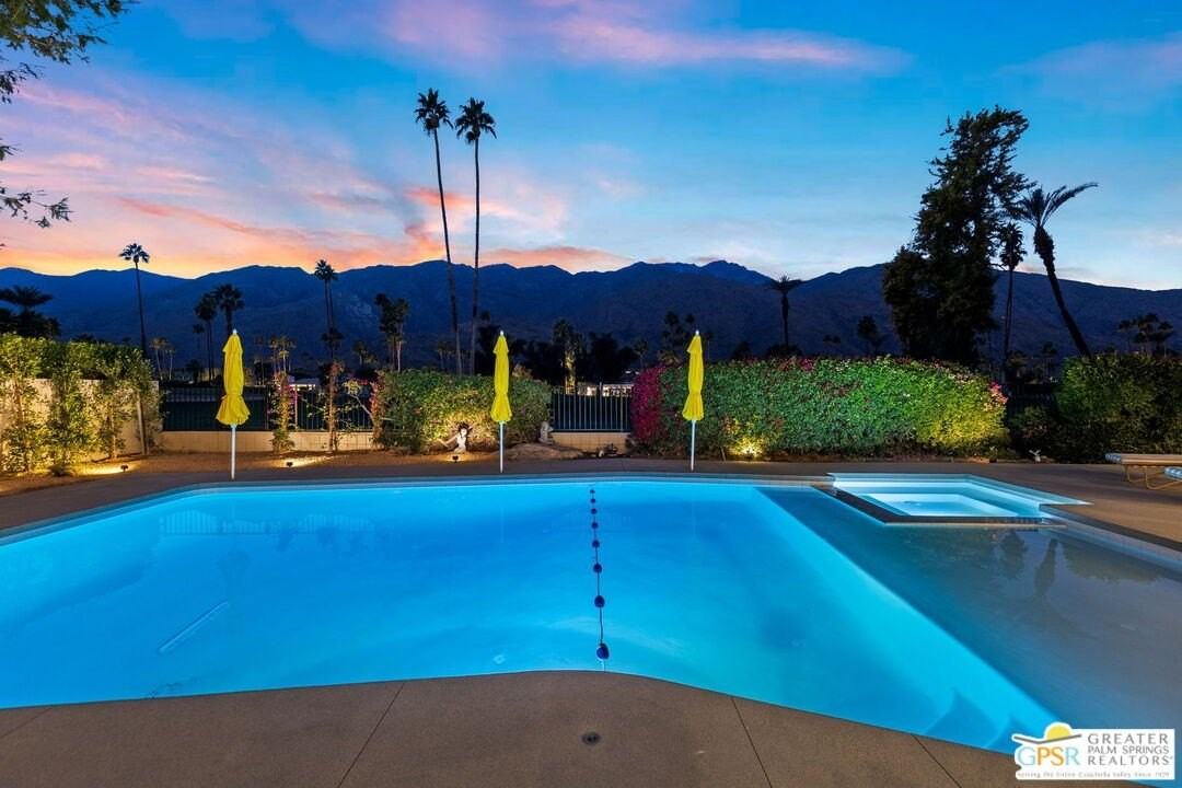 2367 Yosemite Drive - Photo 5 of 50