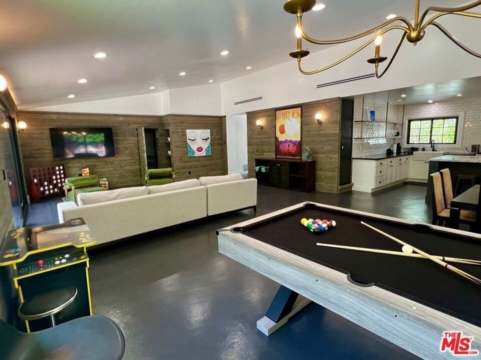 16446 Moorpark Street - Photo 4 of 50