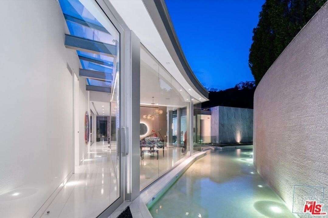 1814 North Doheny Drive - Photo 6 of 50