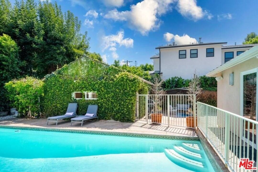 4240 Matilija Avenue - Photo 3 of 40