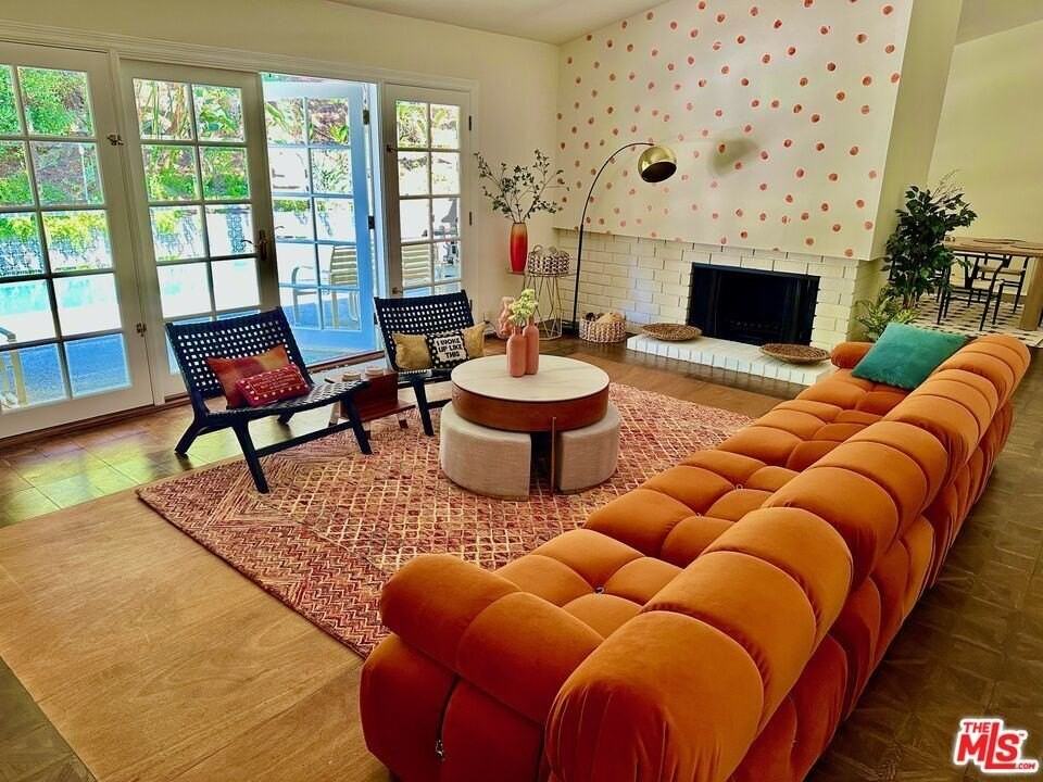 6433 Tahoe Drive - Photo 2 of 11