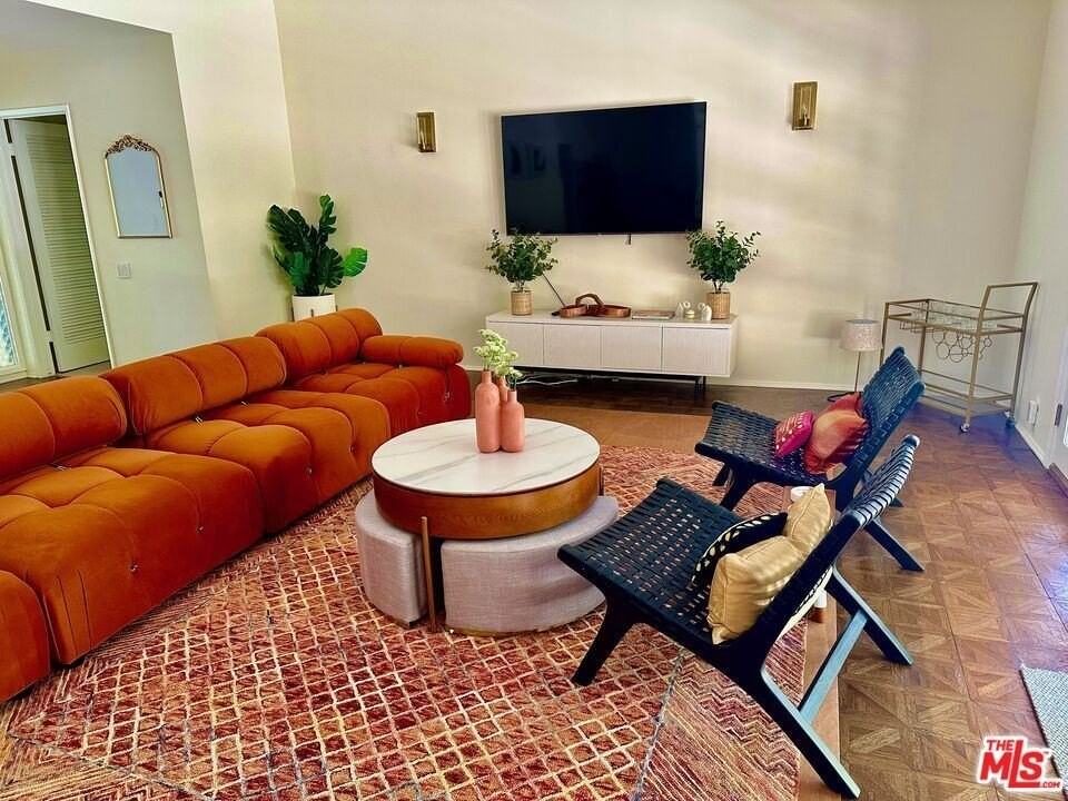 6433 Tahoe Drive - Photo 7 of 11