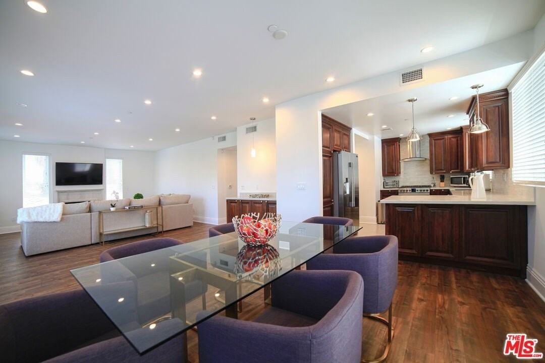 907 South Shenandoah Street #301 - Photo 7 of 32