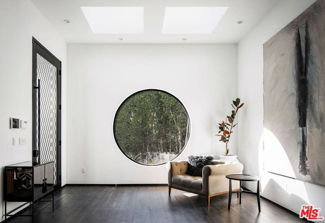 810 North Orlando Avenue - Photo 2 of 32