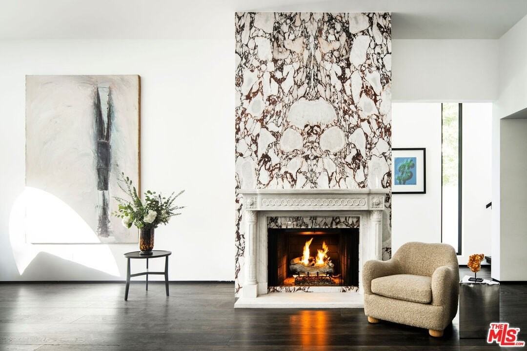 810 North Orlando Avenue - Photo 3 of 32