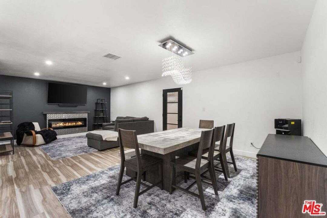 40529 12th Street West - Photo 6 of 36