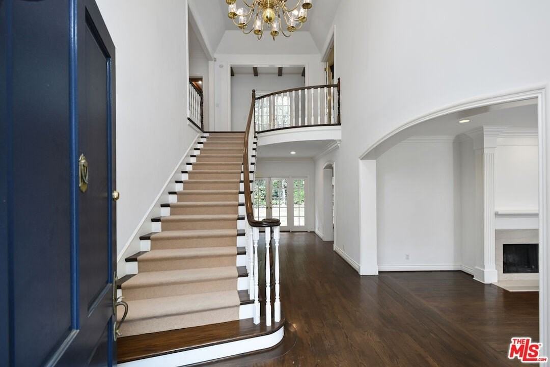 3254 Oakdell Road - Photo 7 of 49