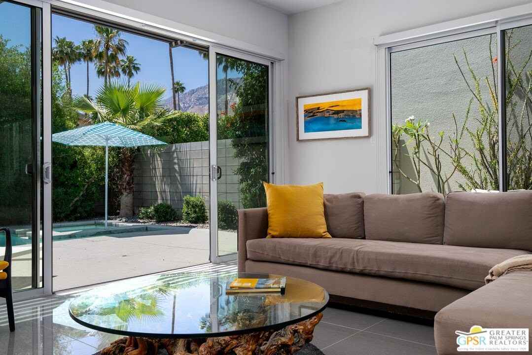 791 East Twin Palms Drive - Photo 4 of 36