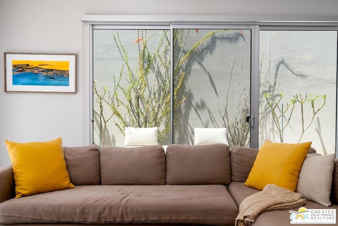 791 East Twin Palms Drive - Photo 5 of 36